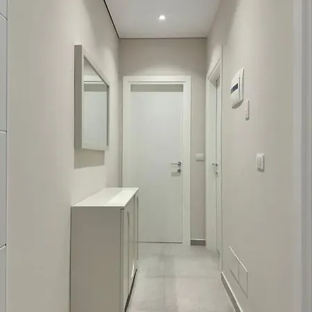 San Pietro, Sunshine Two Bedroom Apartment